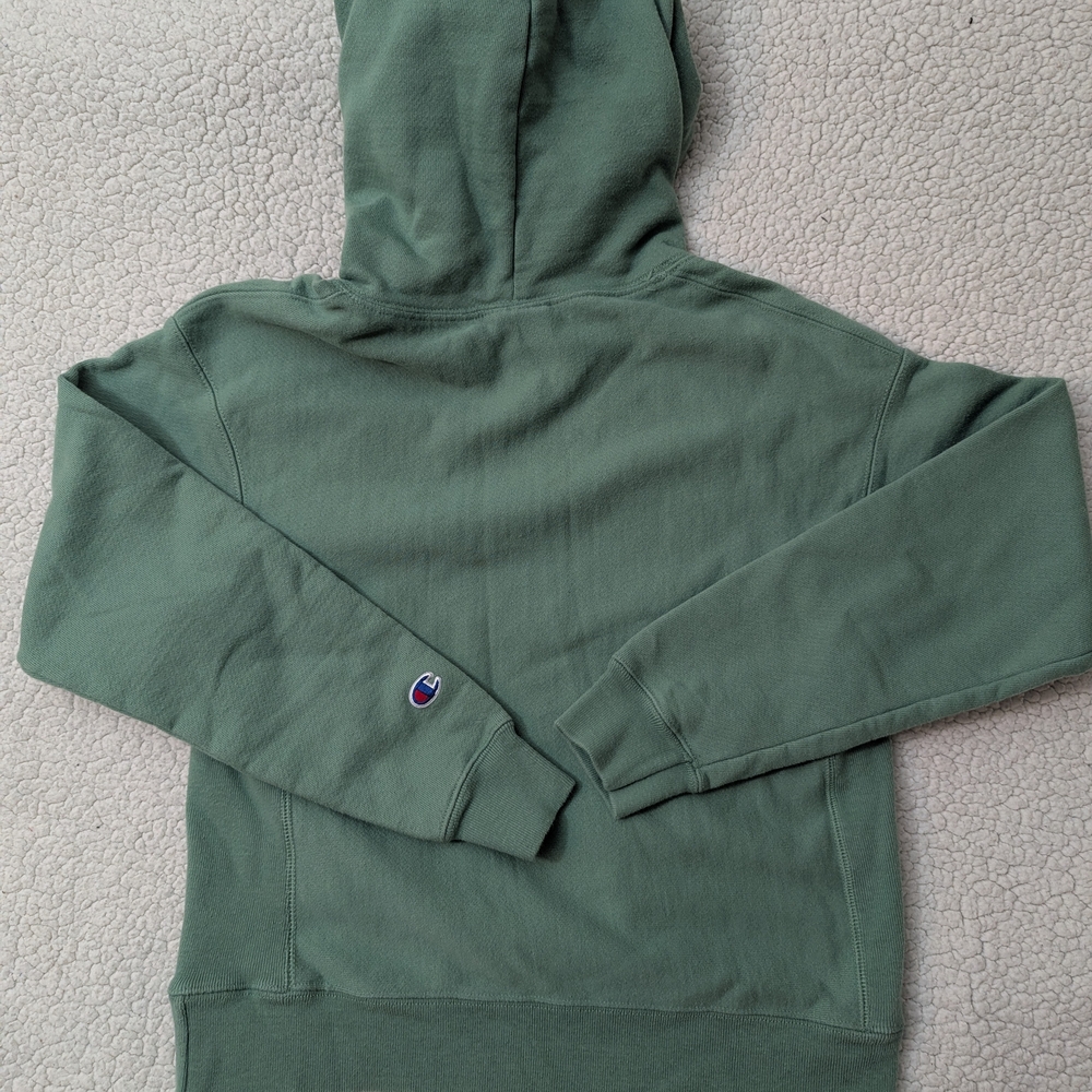 Champion Men's Green Hoodie - Picture 6 of 7